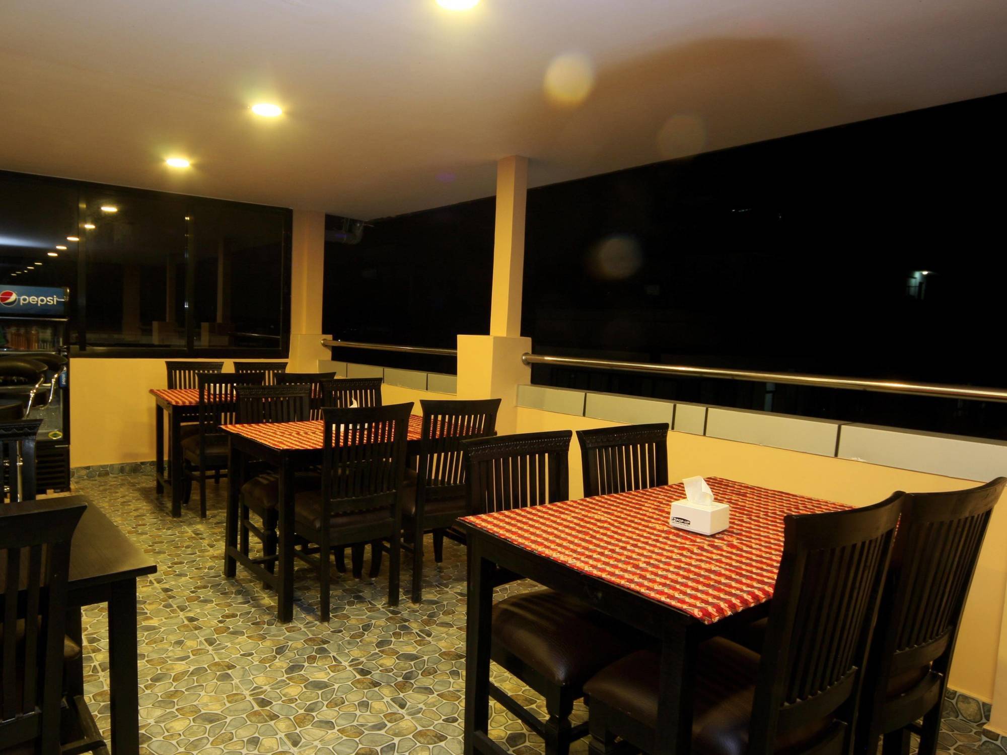 Kathmandu City Hotel Exterior foto